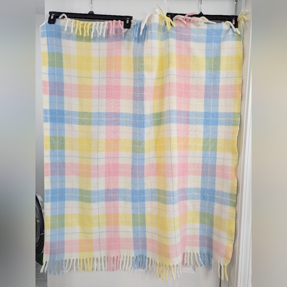 Tennessee Woolen Mills pastel plaid Baby blanket pink yellow blue